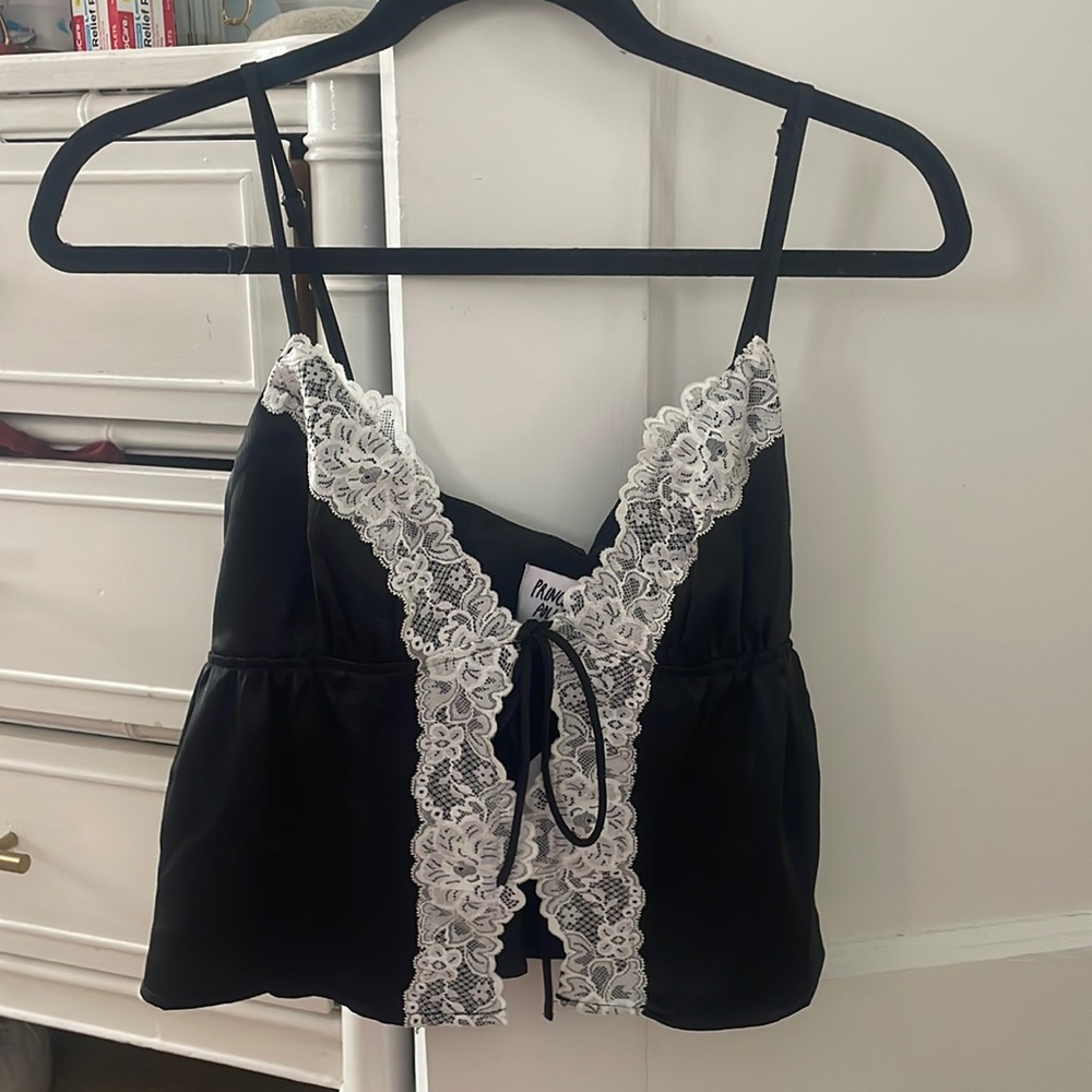 Never worn - Princess Polly lace tie tank size US 8